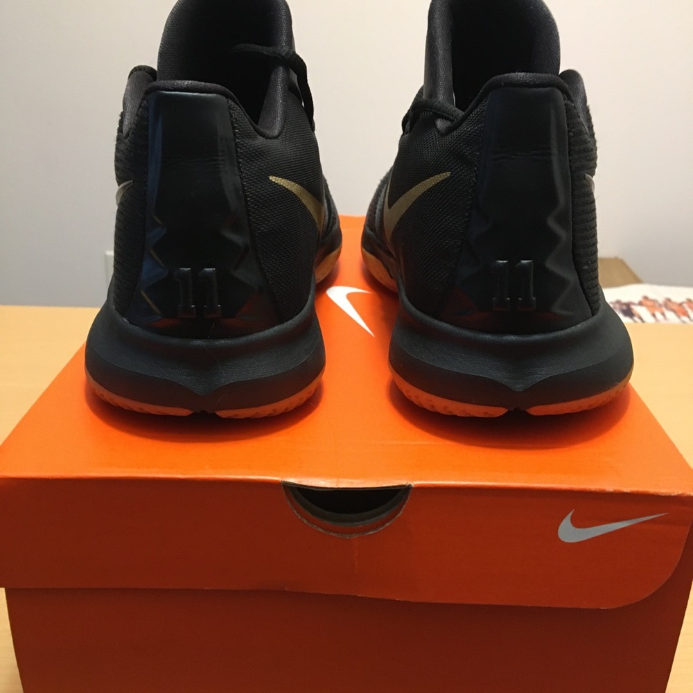 Nike Kyrie Flytrap - image 5